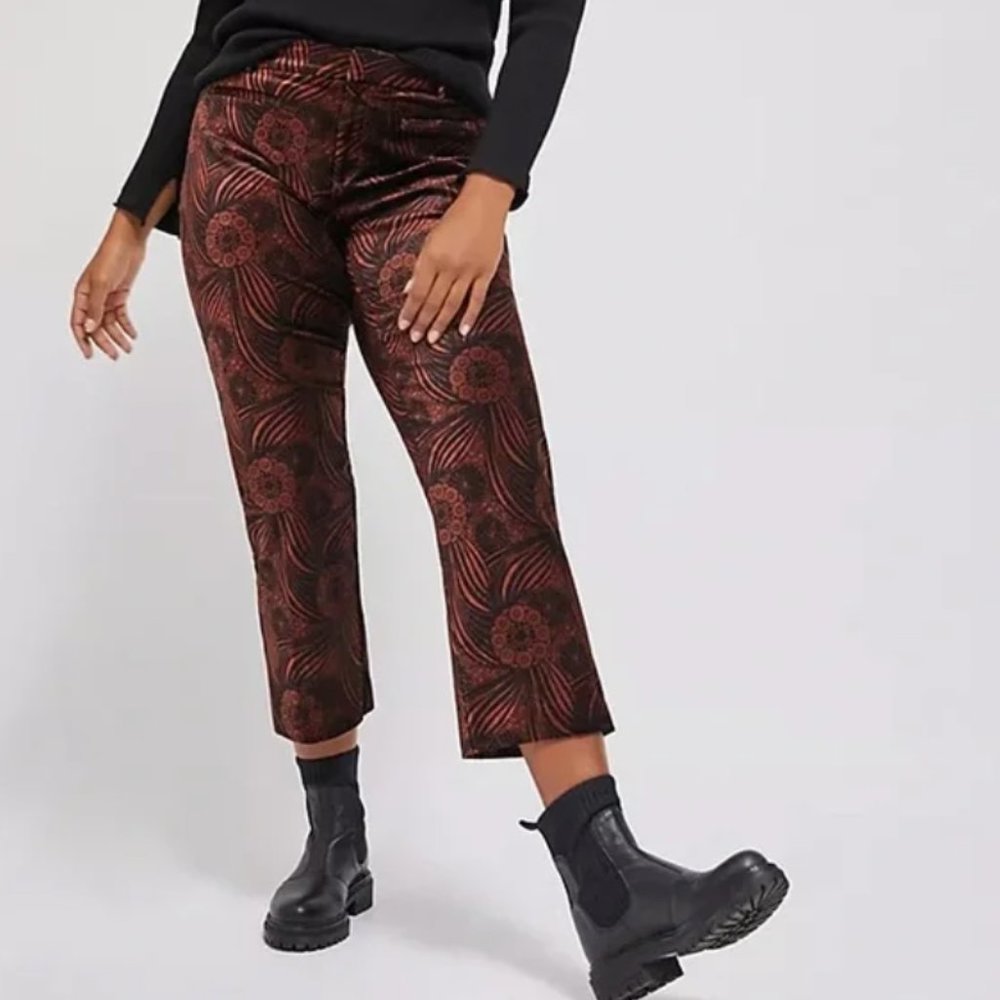 Anthropologie Essential Velvet Kick Flare Trousers- Plus Size, EUC